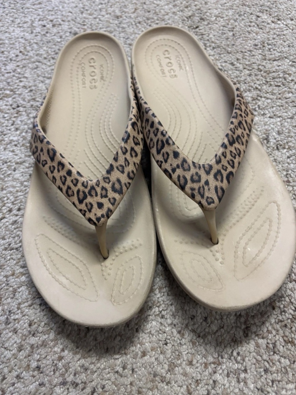 Crocs Kadee II Leopard/Gold Print Flip Women's sizes 11 Comfort Beach Summer